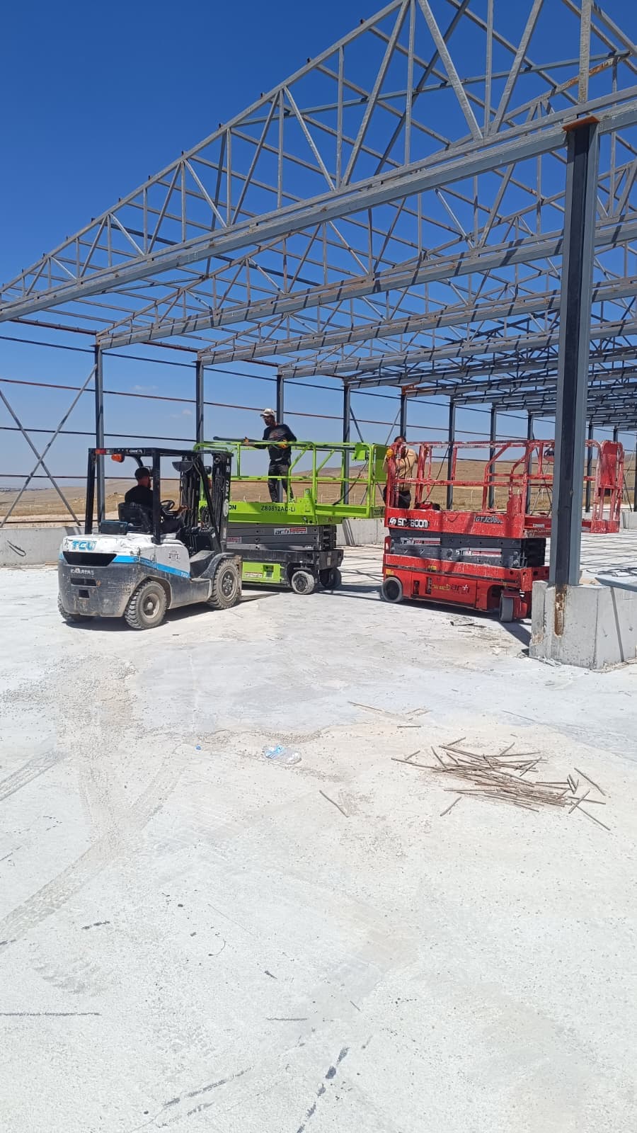 Bandırma liman ve tersane sahasında yükseltici platformla yüksekte çalışma